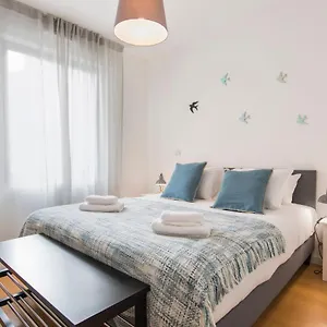Lovelystay - Family-friendly Downtown Appartamento Lisbona